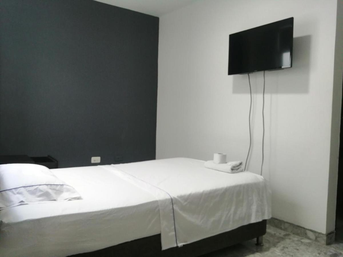 Hotel Bucare Yopal Bagian luar foto